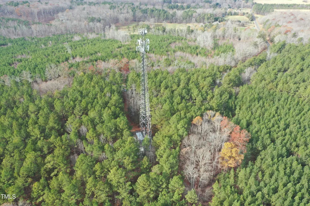 8636 Johnson Mill Road Bahama, NC 27503