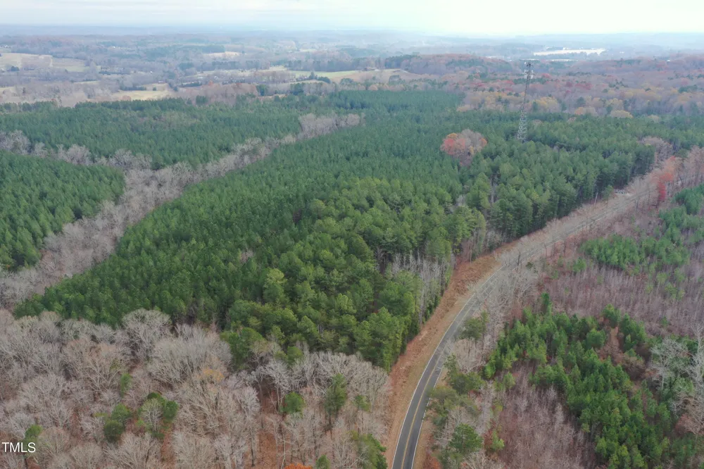 8636 Johnson Mill Road Bahama, NC 27503