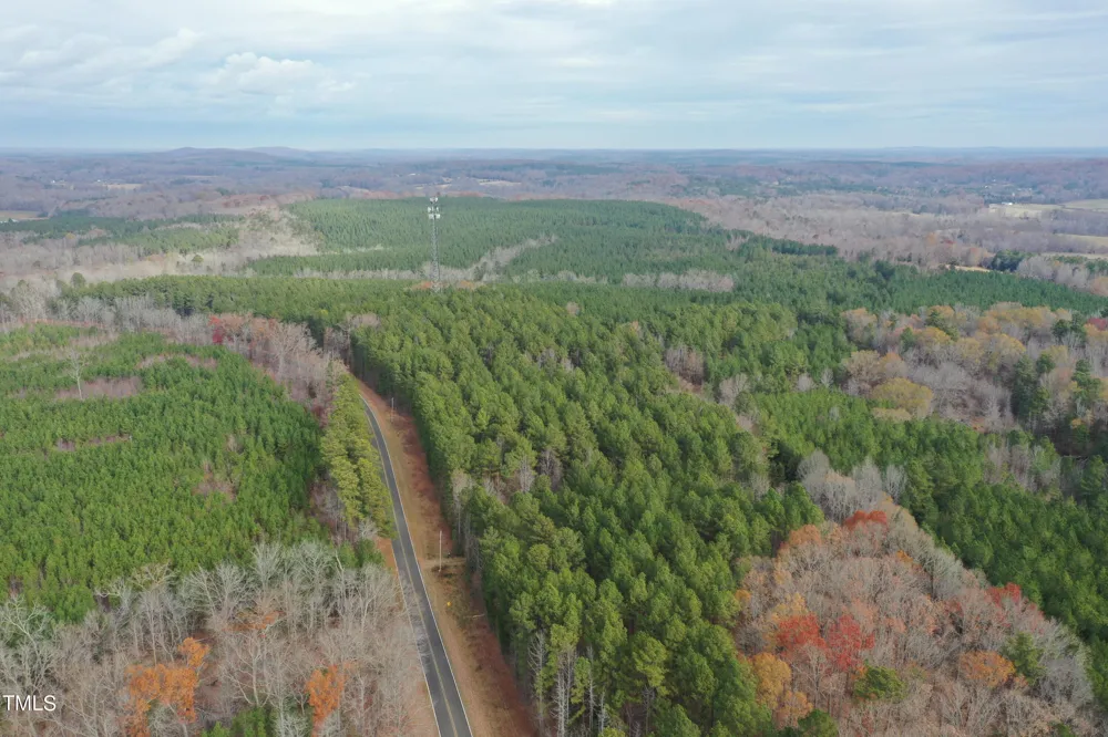 8636 Johnson Mill Road Bahama, NC 27503