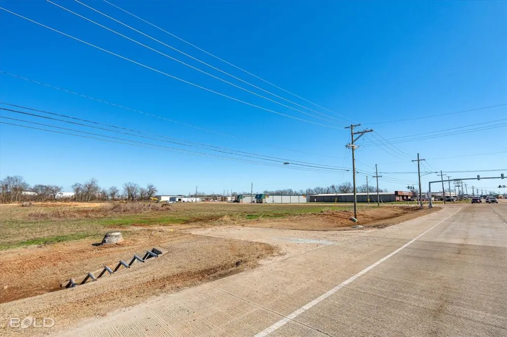 1756 Swan Lake Road Bossier City, LA 71111
