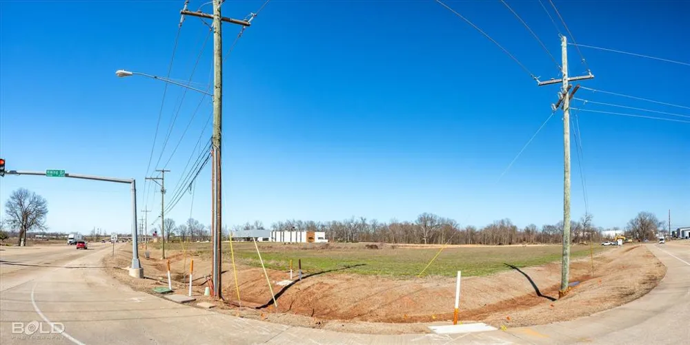 1756 Swan Lake Road Bossier City, LA 71111