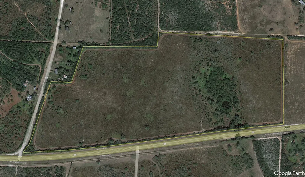 124 County Road 164 George West, TX 78022