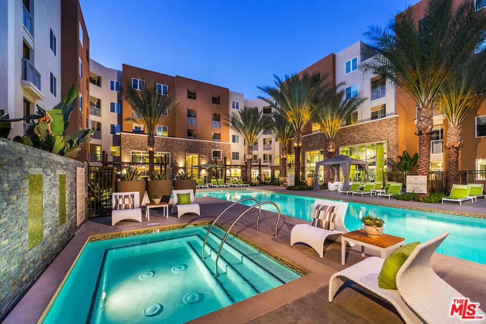 7290 Edinger Avenue #1053 Huntington Beach, CA 92647