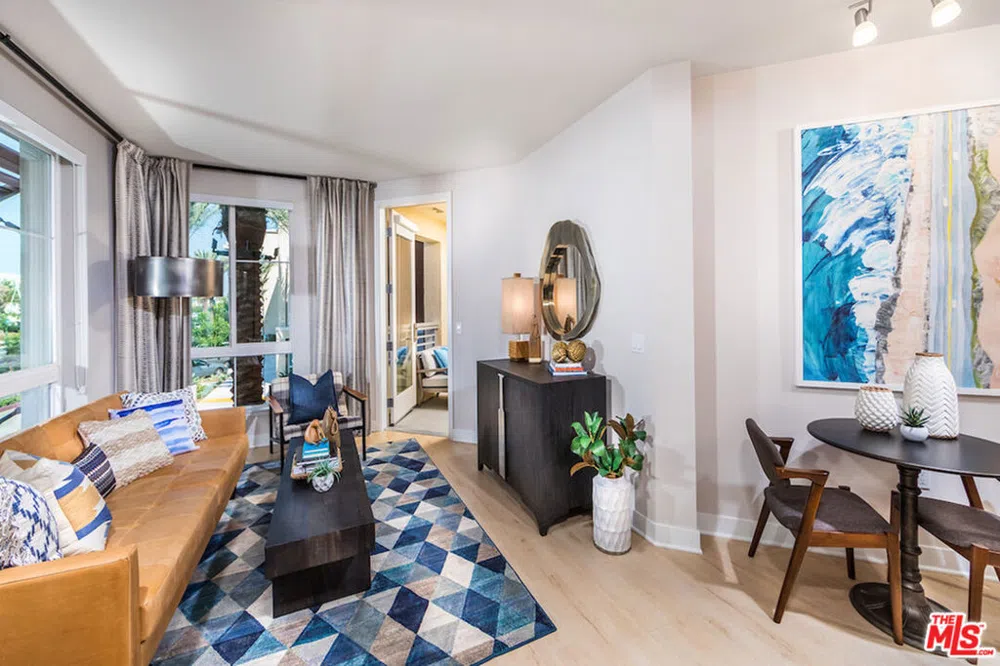 7290 Edinger Avenue #1053 Huntington Beach, CA 92647