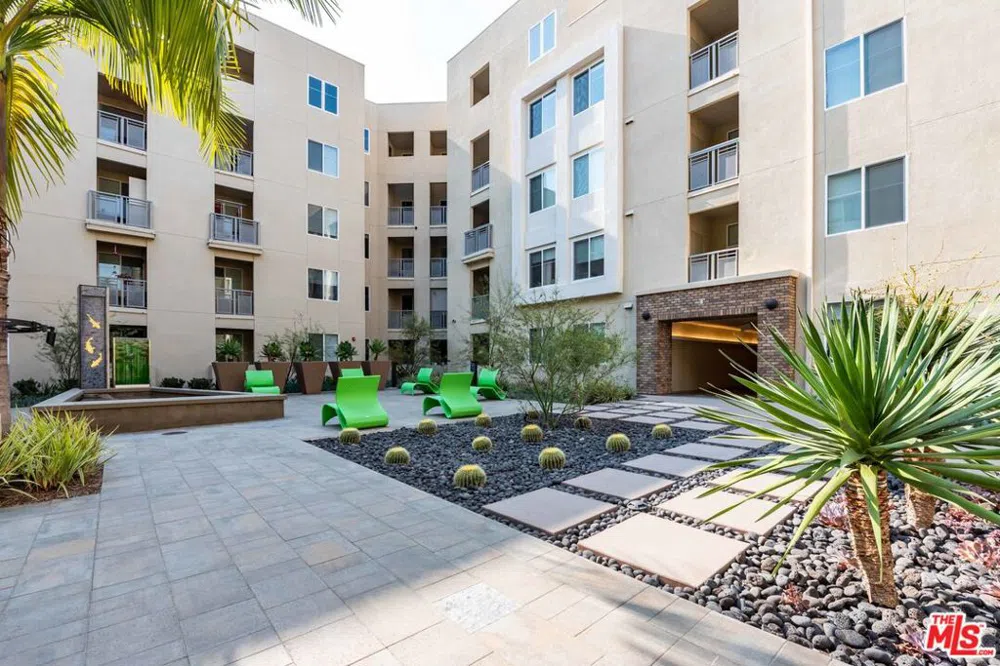 7290 Edinger Avenue #1053 Huntington Beach, CA 92647