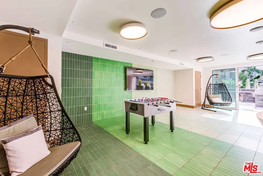 7290 Edinger Avenue #1053 Huntington Beach, CA 92647
