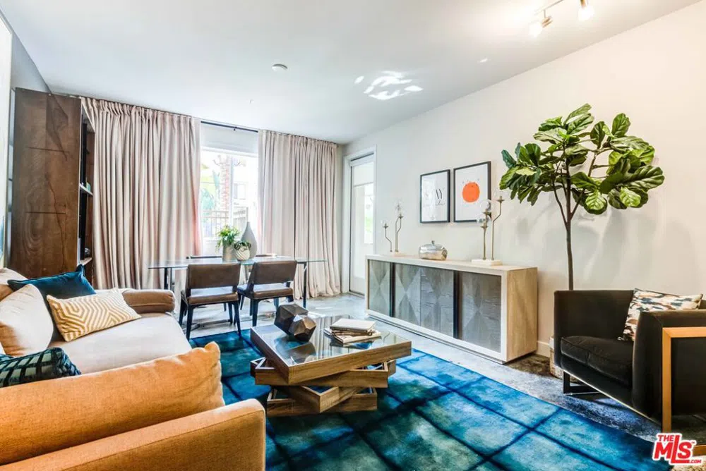 7290 Edinger Avenue #1053 Huntington Beach, CA 92647