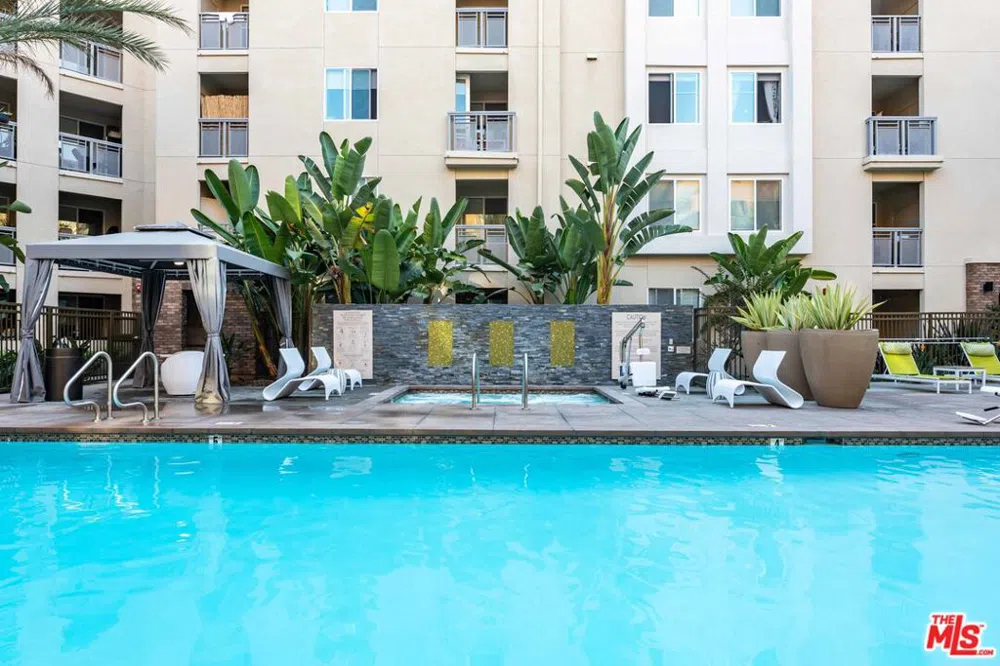 7290 Edinger Avenue #1053 Huntington Beach, CA 92647