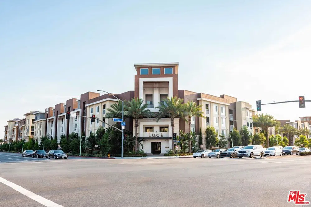 7290 Edinger Avenue #1053 Huntington Beach, CA 92647