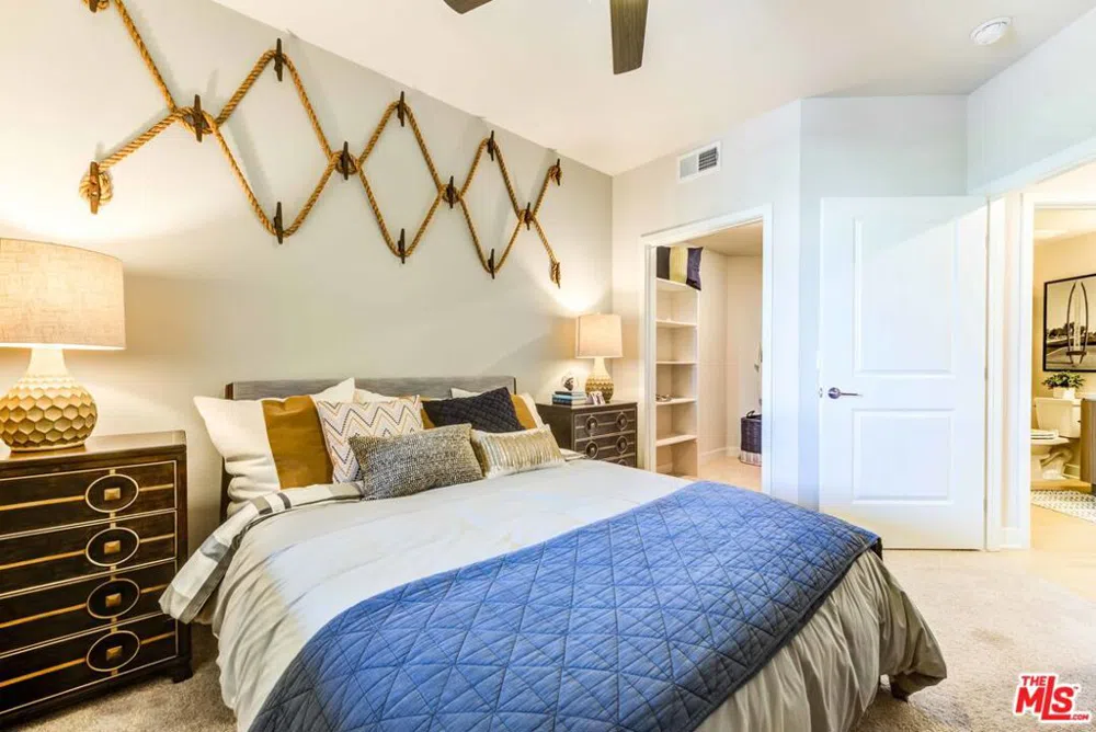7290 Edinger Avenue #1053 Huntington Beach, CA 92647
