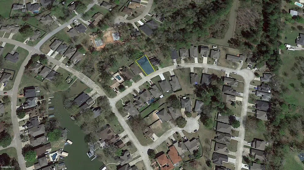 4832 Moonlight Drive