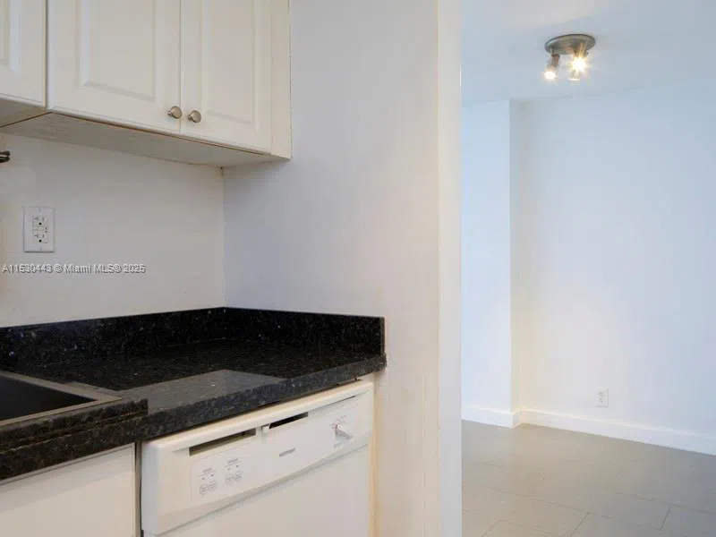 1200 West Ave #202 Miami Beach, FL 33139