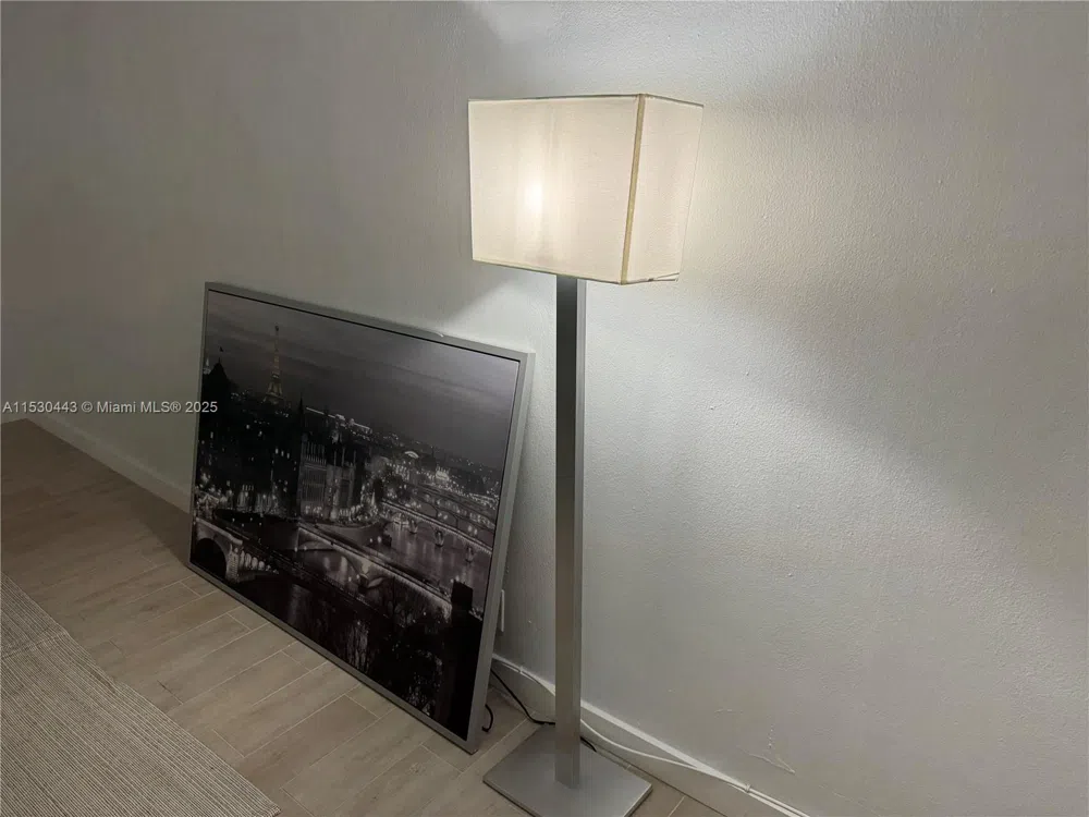 1200 West Ave #202 Miami Beach, FL 33139