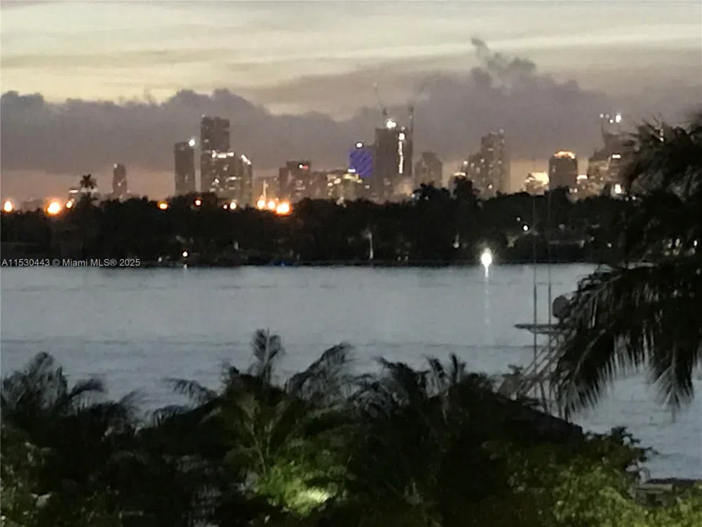 1200 West Ave #202 Miami Beach, FL 33139