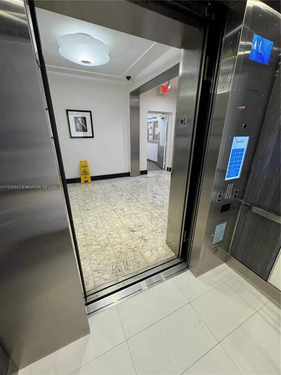 1200 West Ave #202 Miami Beach, FL 33139