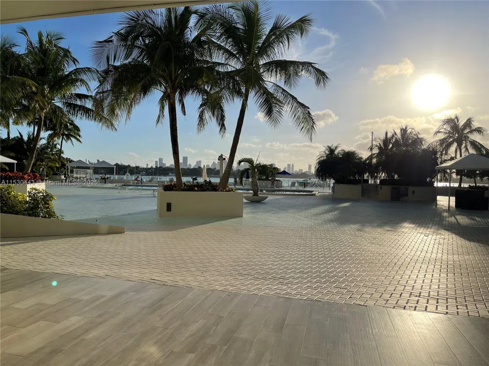 1200 West Ave #202 Miami Beach, FL 33139