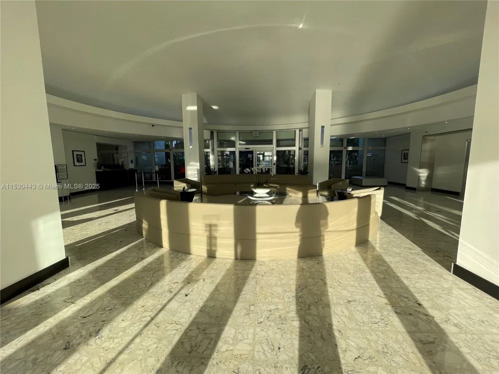 1200 West Ave #202 Miami Beach, FL 33139
