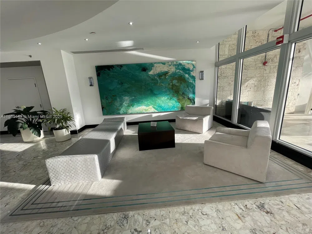 1200 West Ave #202 Miami Beach, FL 33139