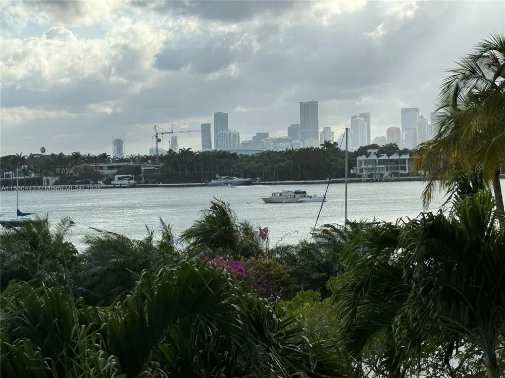 1200 West Ave #202 Miami Beach, FL 33139