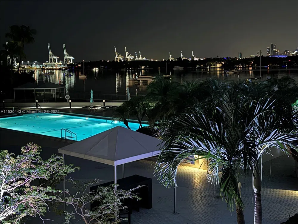 1200 West Ave #202 Miami Beach, FL 33139