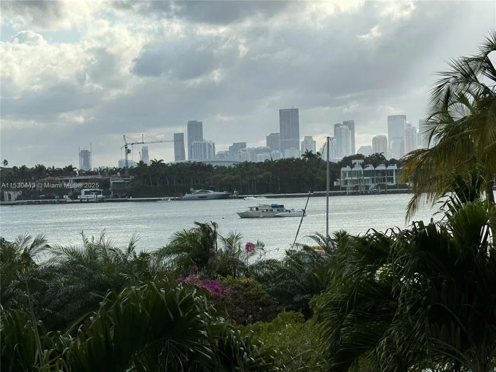 1200 West Ave #202 Miami Beach, FL 33139