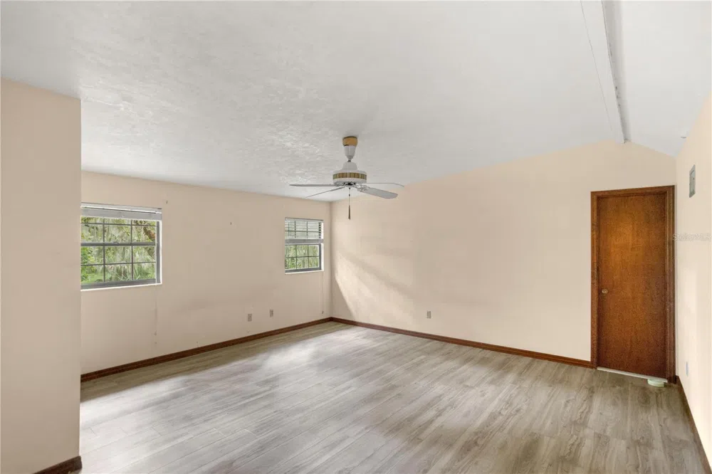 18001 SE HAWTHORNE ROAD Hawthorne, FL 32640