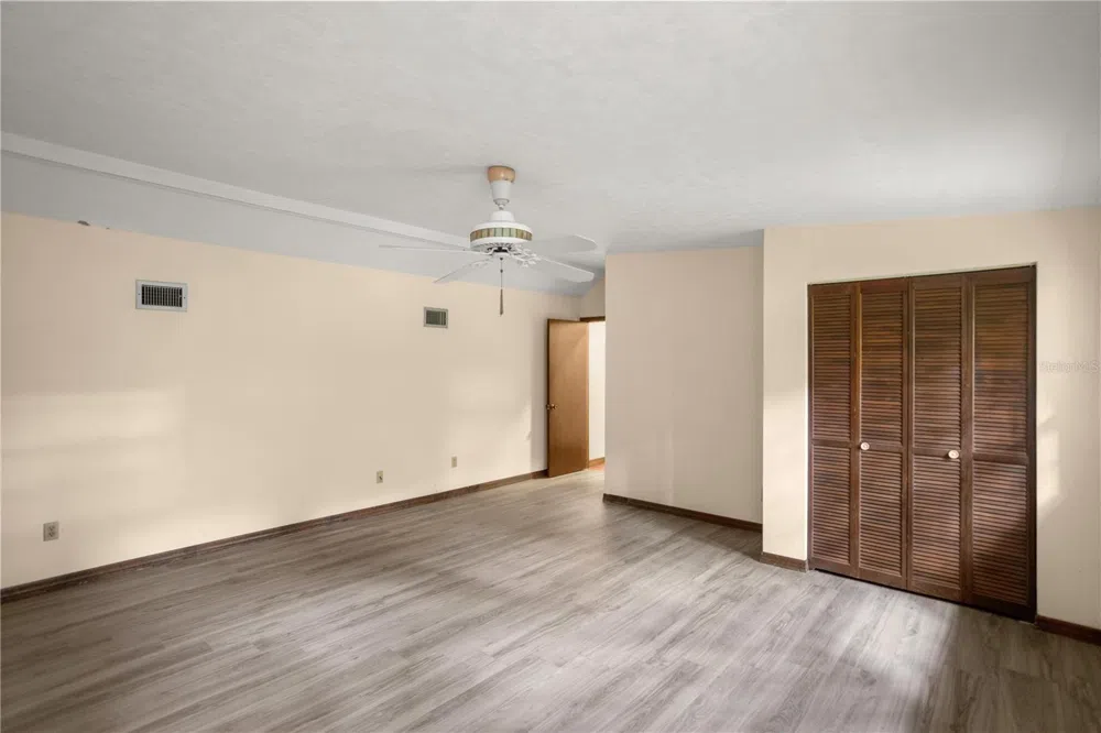 18001 SE HAWTHORNE ROAD Hawthorne, FL 32640
