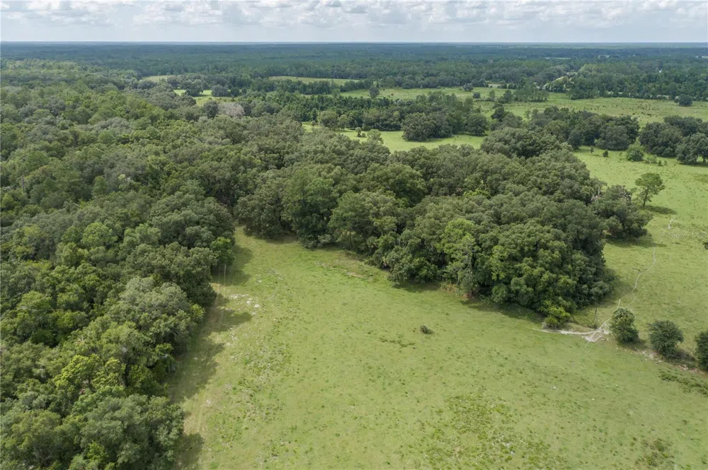 18001 SE HAWTHORNE ROAD Hawthorne, FL 32640