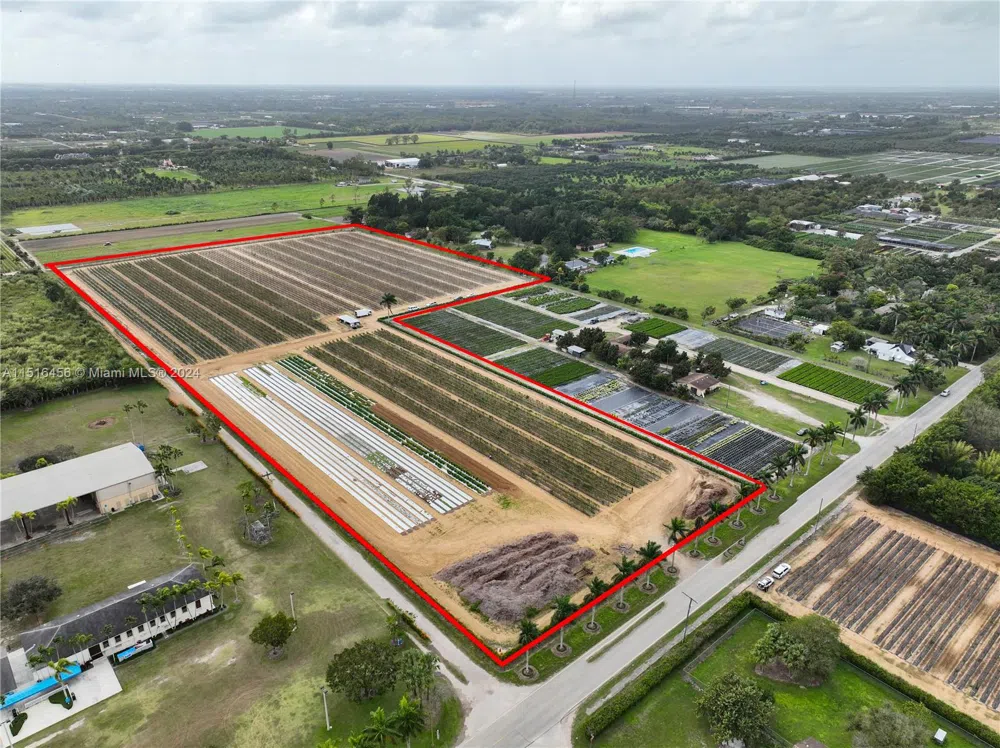164 SW 248 ST Miami, FL 33031