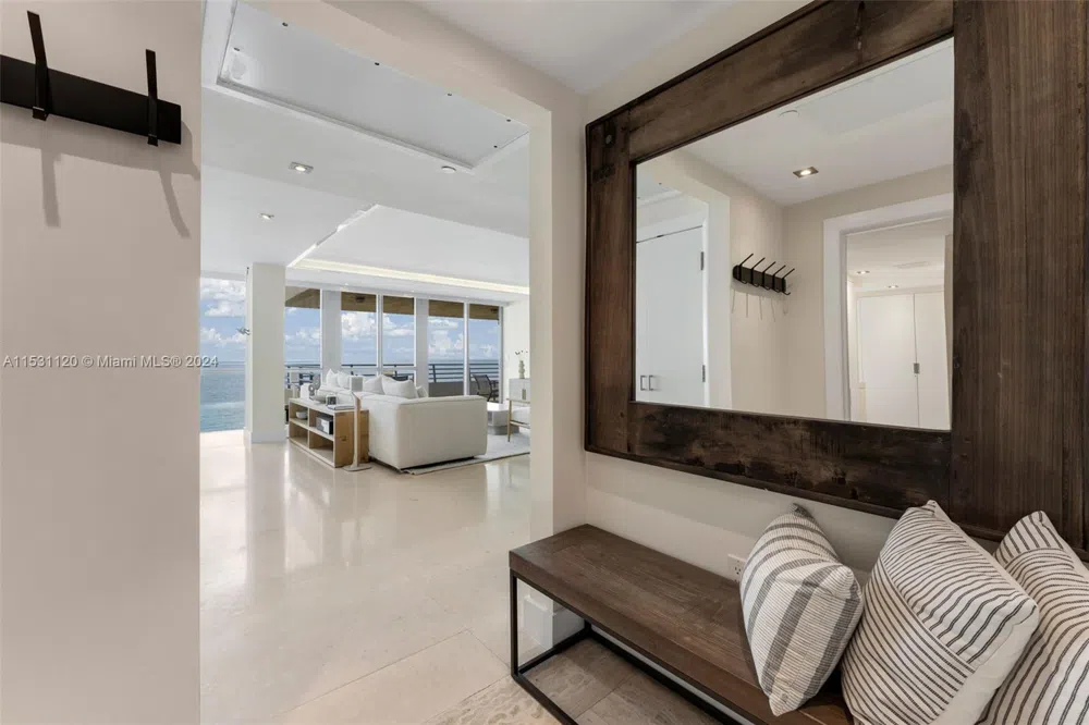 101 Ocean Dr #907 Miami Beach, FL 33139