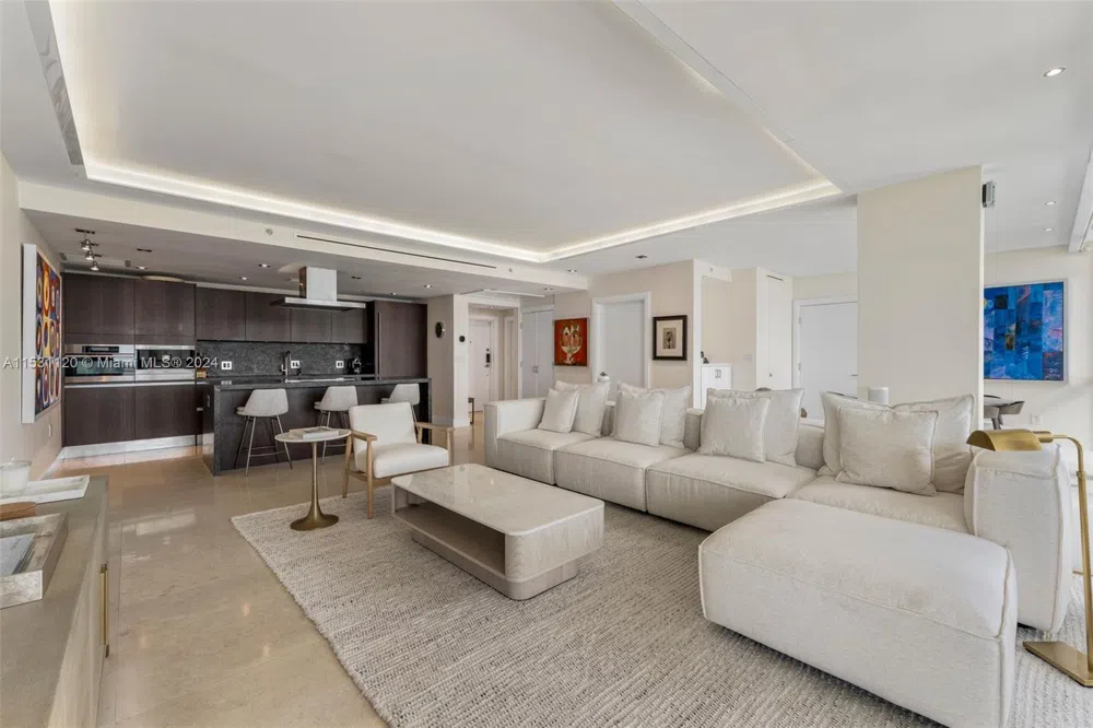 101 Ocean Dr #907 Miami Beach, FL 33139