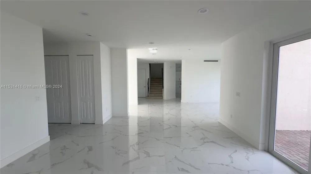 3523 Forest View Cir Dania Beach, FL 33312