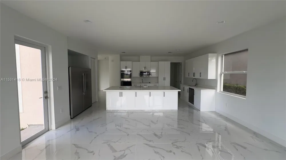 3523 Forest View Cir Dania Beach, FL 33312