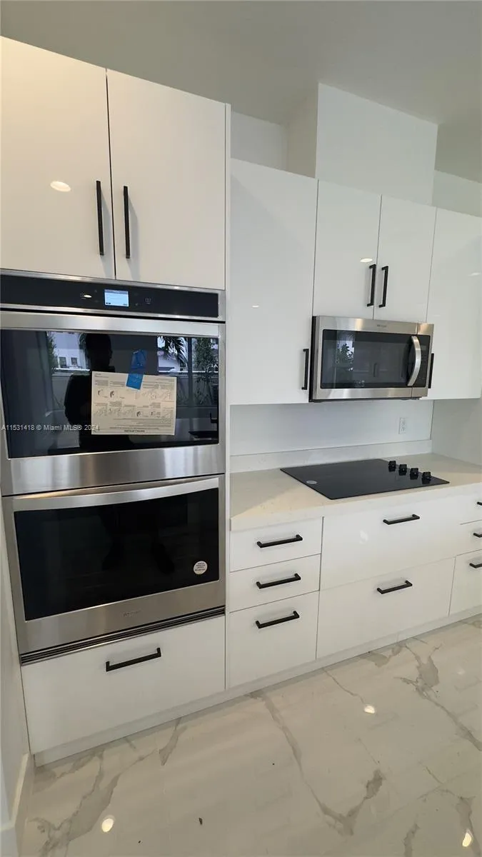 3523 Forest View Cir Dania Beach, FL 33312