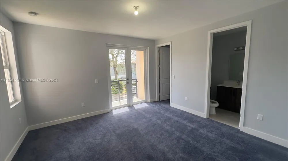 3523 Forest View Cir Dania Beach, FL 33312