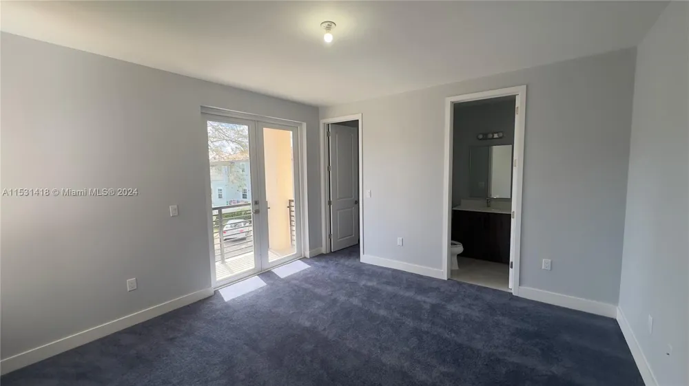 3523 Forest View Cir Dania Beach, FL 33312