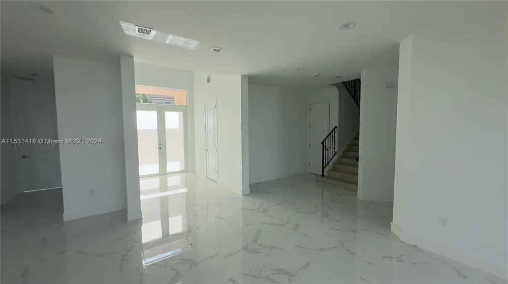 3523 Forest View Cir Dania Beach, FL 33312