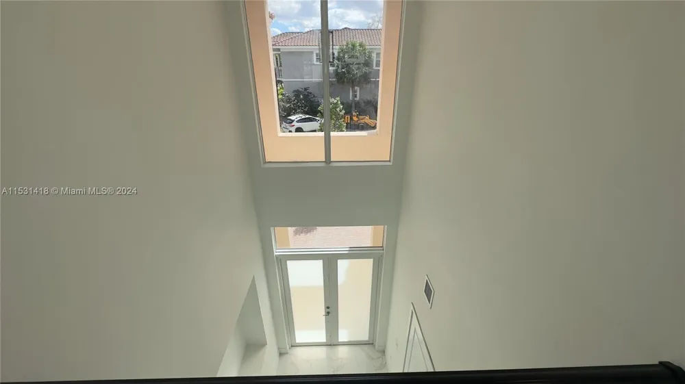 3523 Forest View Cir Dania Beach, FL 33312