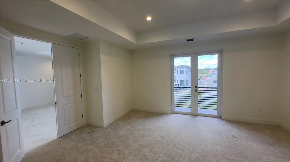 3523 Forest View Cir Dania Beach, FL 33312