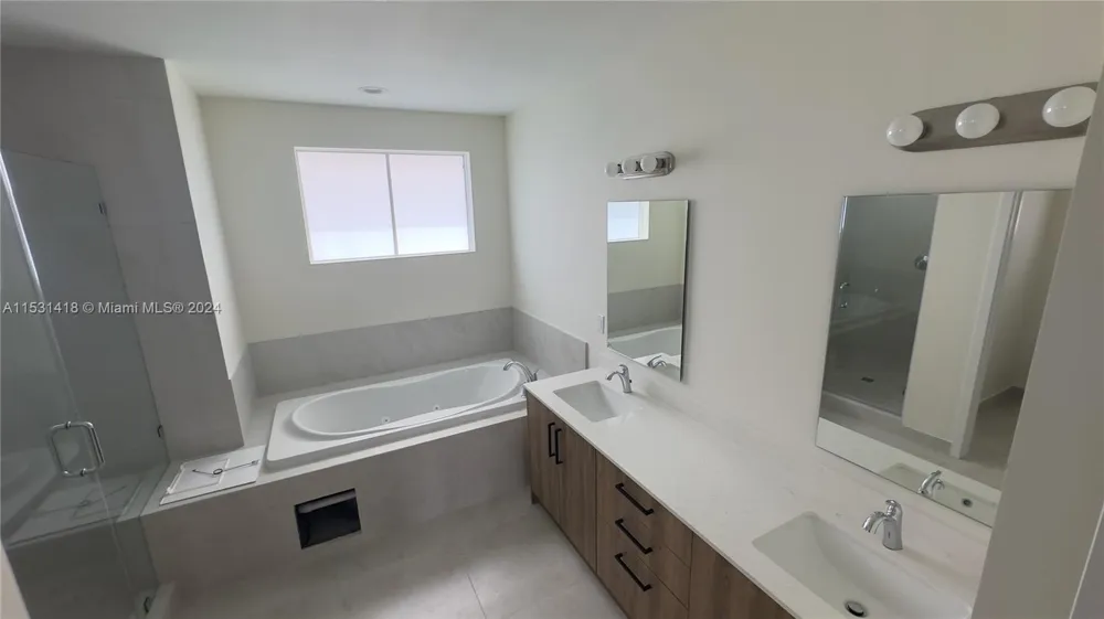 3523 Forest View Cir Dania Beach, FL 33312