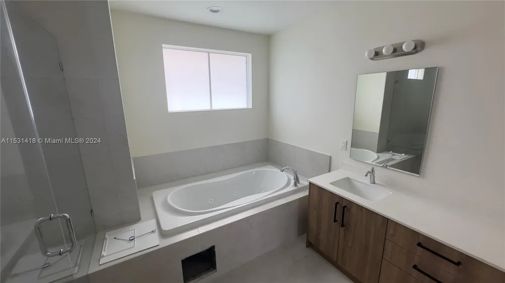 3523 Forest View Cir Dania Beach, FL 33312