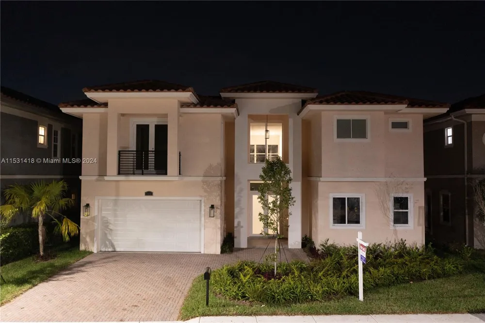 3523 Forest View Cir Dania Beach, FL 33312