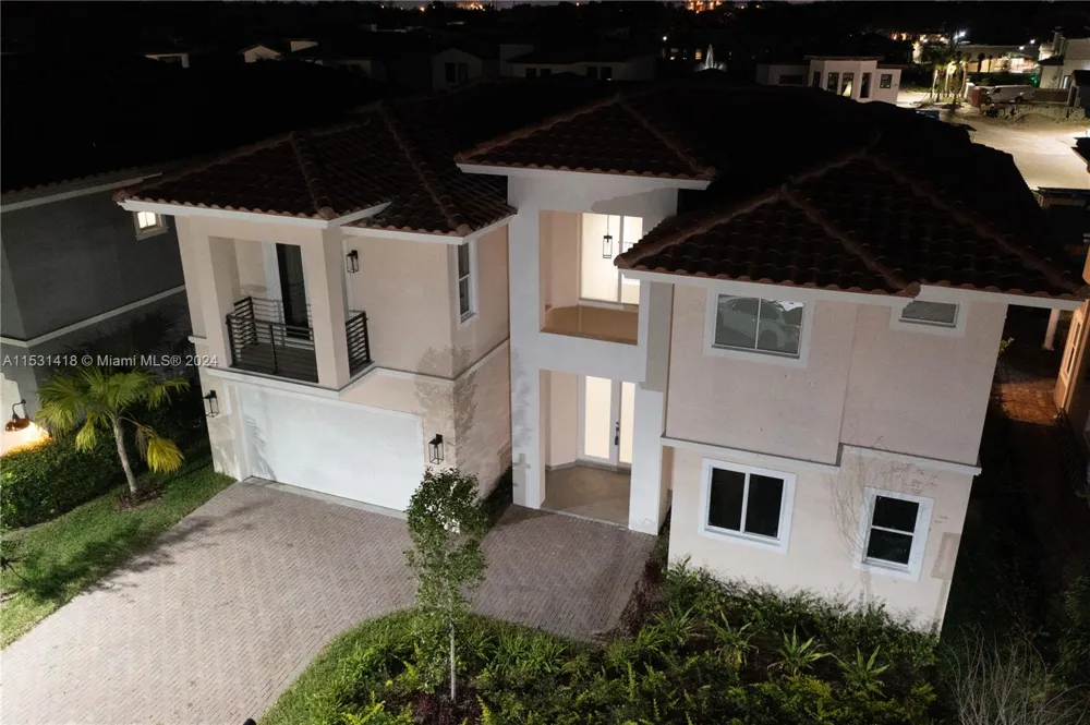3523 Forest View Cir Dania Beach, FL 33312