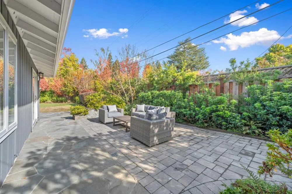 1360 Hillview Drive Menlo Park, CA 94025