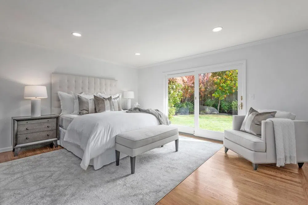 1360 Hillview Drive Menlo Park, CA 94025