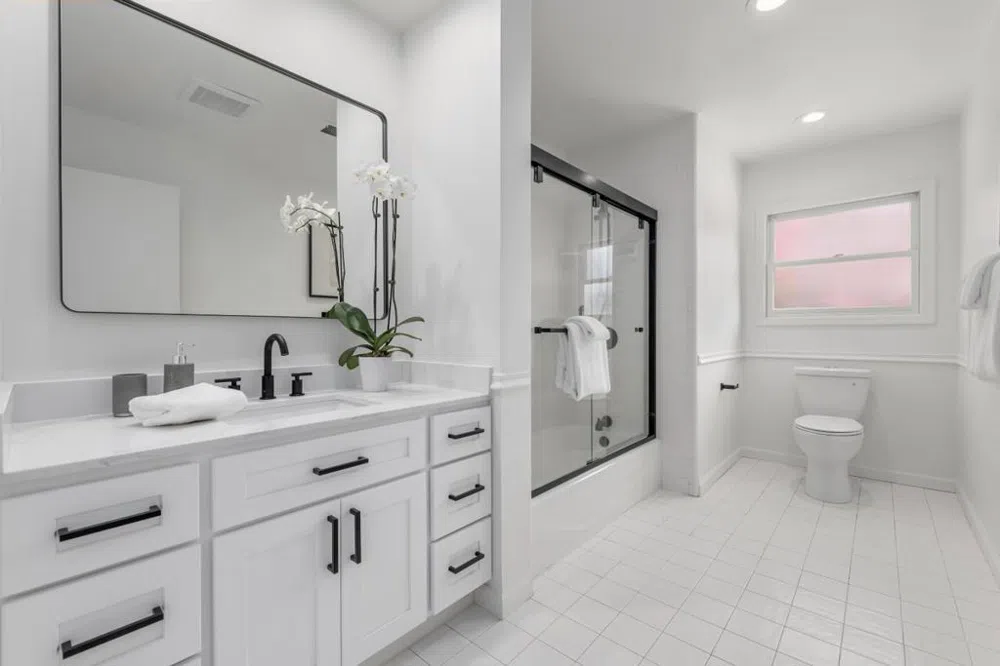 1360 Hillview Drive Menlo Park, CA 94025