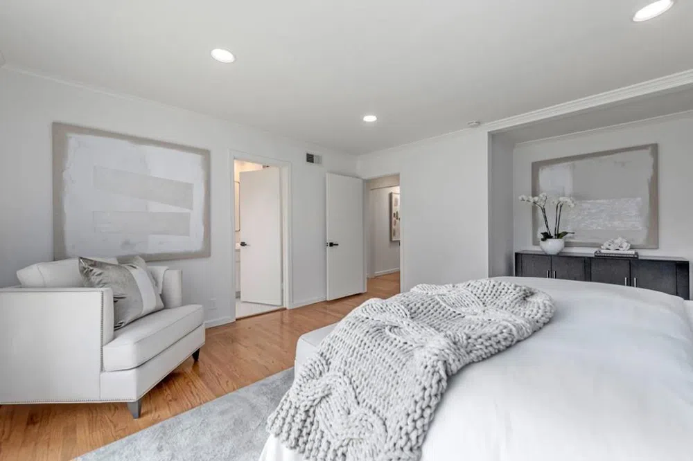 1360 Hillview Drive Menlo Park, CA 94025