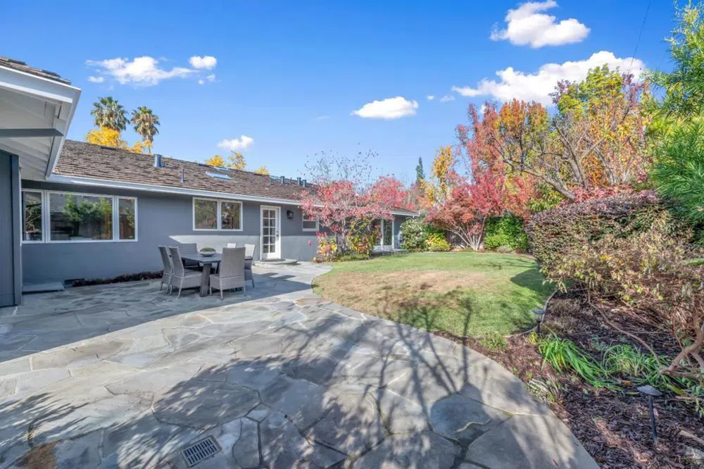 1360 Hillview Drive Menlo Park, CA 94025