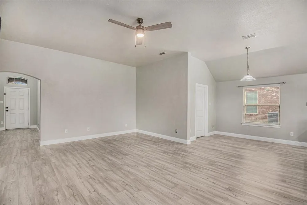 5749 Diamond Valley Drive Fort Worth, TX 76179
