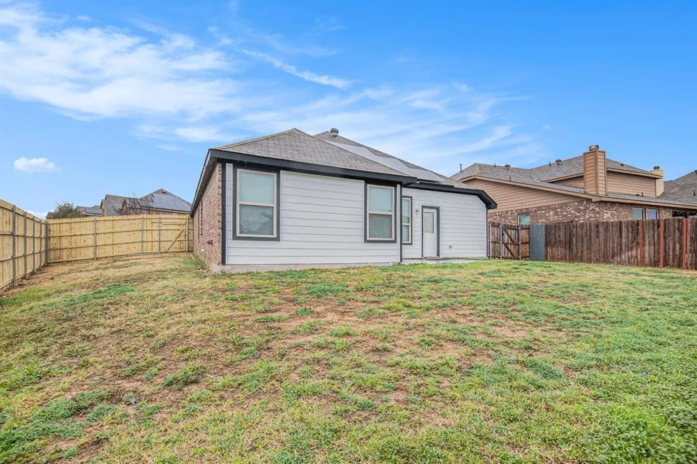 5749 Diamond Valley Drive Fort Worth, TX 76179